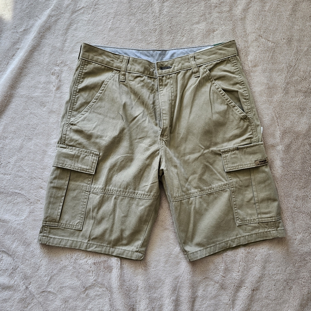 Men's Tan Cargo Shorts